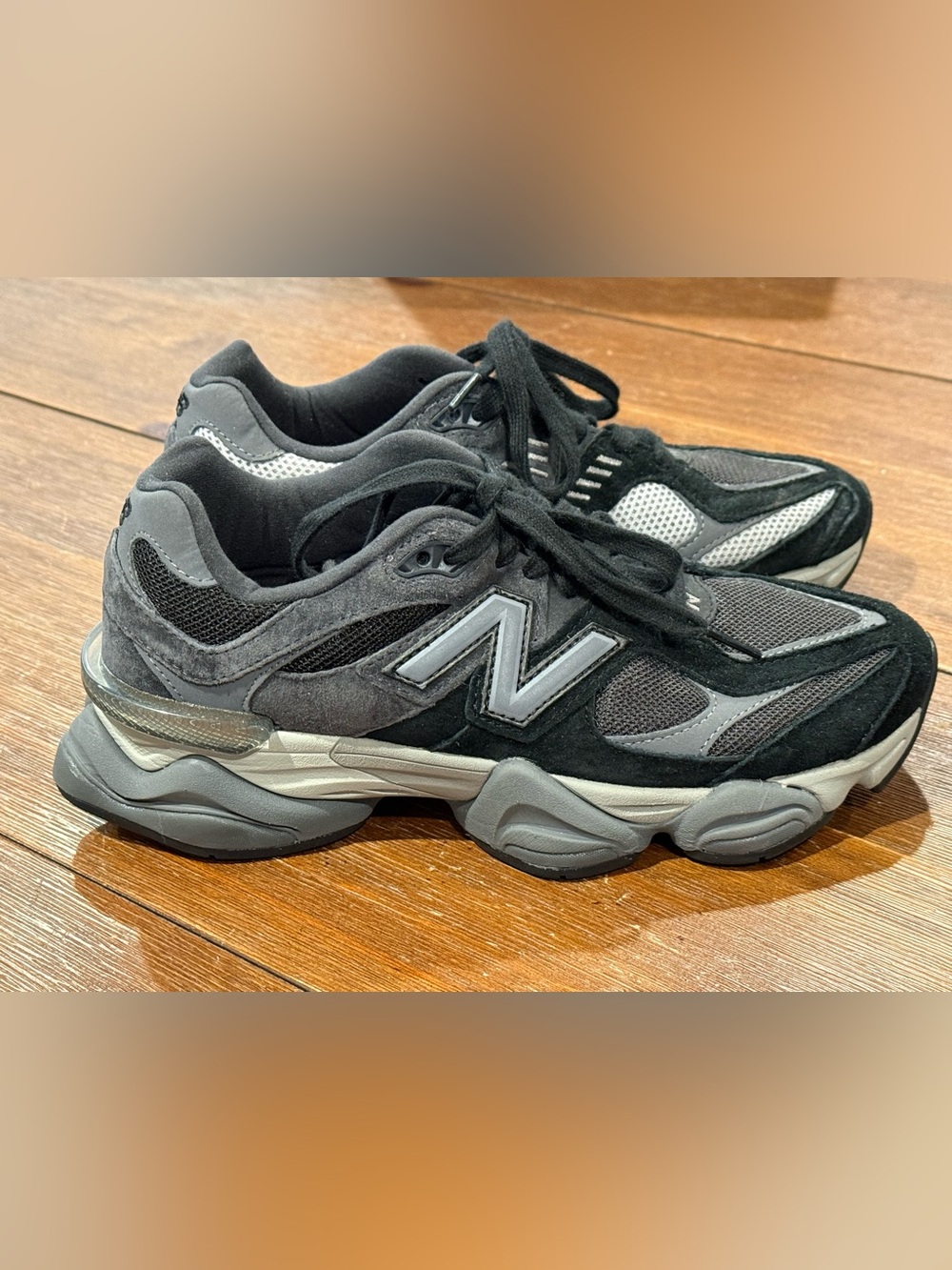 New Balance 9060 Black & Gray Suede Mesh Runner. Big kids size 5.5. Worn twice